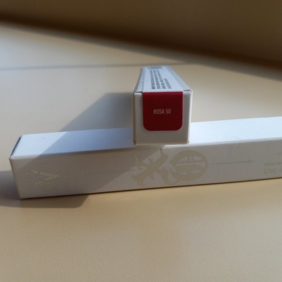 Kat von D, KVD  XO Vegan Beauty Vinyl Lip Cream Gloss ROSA No. 50  2.7 mL - Picture 9 of 9